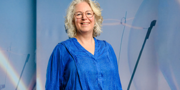 Samen bouwen aan sterke wijken; de kracht van hechte wijkverbanden. Lianne van der Wijst vertelt